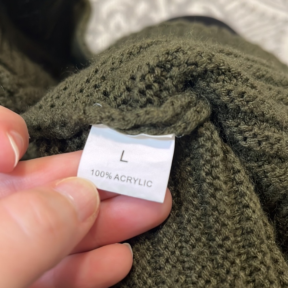 Magnolia Boutique Dark Green Cardigan, Size L - Picture 4 of 4